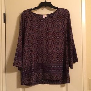 NWOT Francesca’s Top L